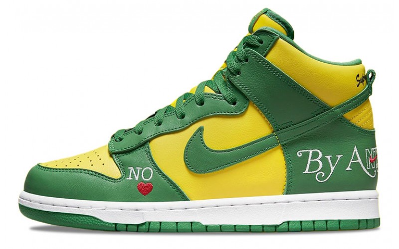 Supreme x Nike Dunk "Brazil"