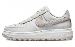 Nike Air Force 1 Low summit white