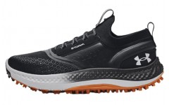 Under Armour UA Charged Phantom Spikeless