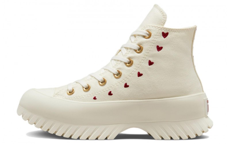 Converse Chuck Taylor All Star Lugged 2.0 Platform Hearts