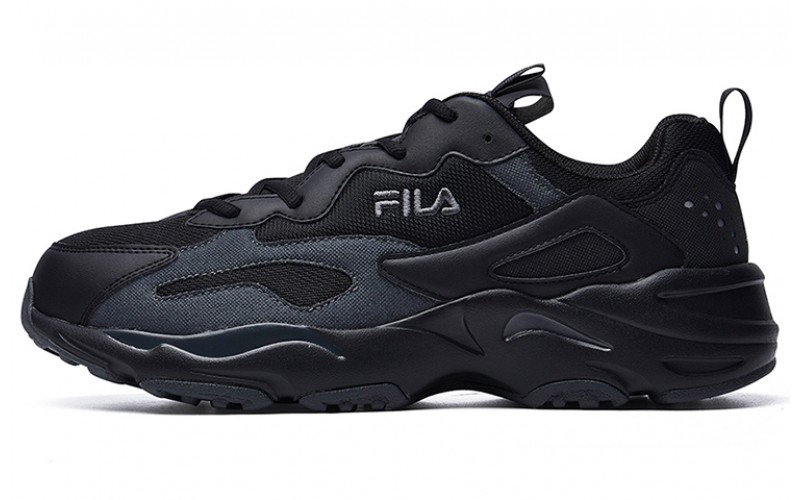 FILA Tracer