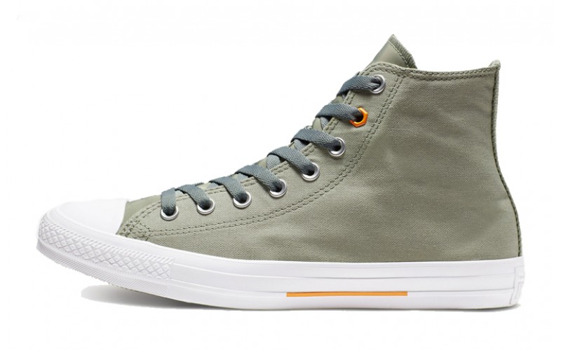 Converse Chuck Taylor All Star Flight School High Top Logo