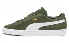 PUMA Suede