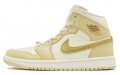 Jordan Air Jordan 1 Mid WMNS "Pale Vanilla"