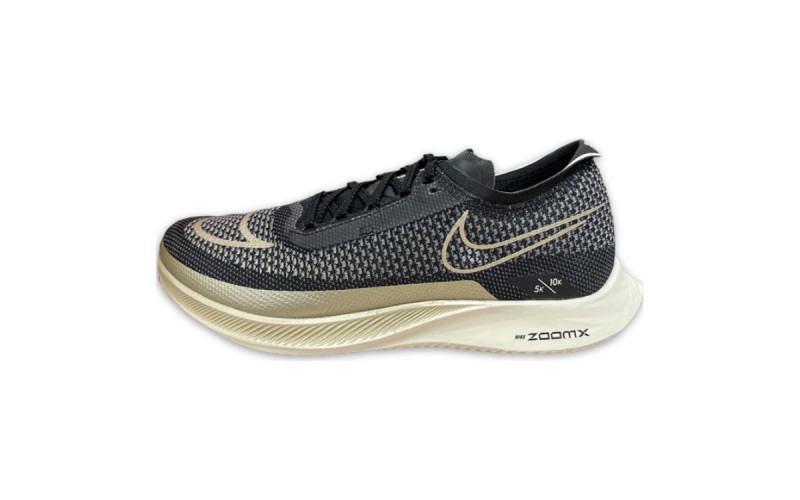 Nike ZoomX Streakfly