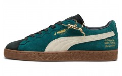 PUMA Suede