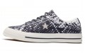 Converse One Star