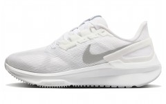 Nike Zoom Structure 25