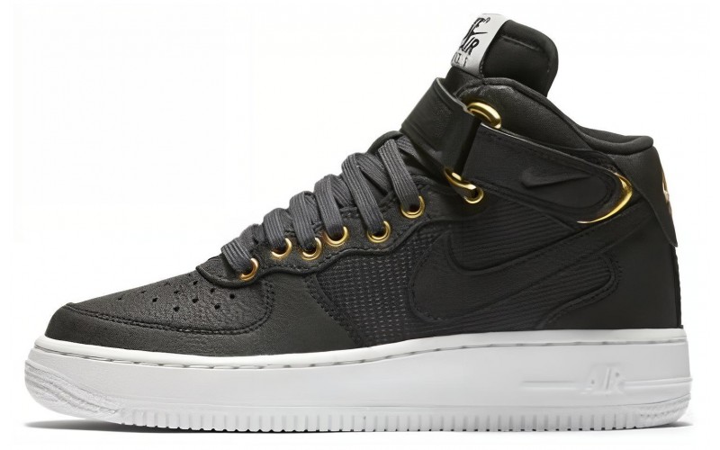 Nike Air Force 1 LV8