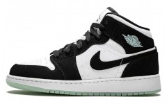 Jordan Air Jordan 1 Mid SE GS