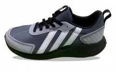 adidas neo Futro Lite