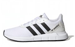 adidas originals Swift Run RF