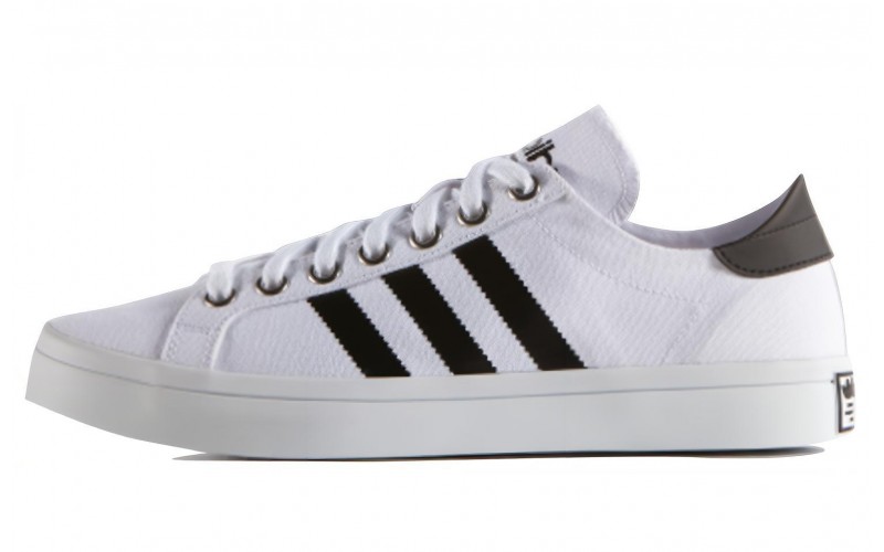 adidas originals CourtVantage Heel